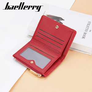 กระเป๋าสตางค์สั้นผู้หญิง Baellerry สีแดง หนังนิ่ม ซิป แฟชั่น พับสองตอน ตกแต่งด้วยโซ่ - Product Image 2