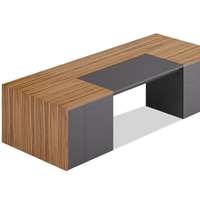 Bureau de direction moderne de luxe en forme de L avec plateau en bois grainé et armoire de rangement latérale pour PDG, directeur, mobilier commercial