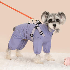 Vierbeinige Winddichte Winter-Hundejacke mit Wärmeschutz und Integriertem, Leinenkompatiblem Geschirrmantel für Brust & Rücken - Product Image 3