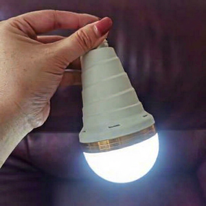 หลอดไฟฉุกเฉิน LED แรงดันสูง AC85V-265V DOB 15W เส้นผ่านศูนย์กลาง 8 ซม. ขั้ว E27 วัสดุ ABS แบตเตอรี่ 1800mAh ชาร์จได้ - Product Image 1