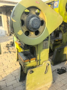 Hochpräzise 10-Tonnen-Stanzpresse für Metallblechbearbeitung mit CE-Zertifizierung und Langer Lebensdauer Stabile Leistung - Product Image 4