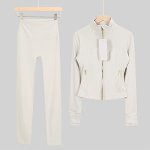 Veste de sport respirante pour femmes LVlV Yoga Fitness Zone transfrontalière Vêtement de sport extérieur sans couture Logo personnalisé - Product Image 3