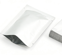 Sachet plat imprimé couleur personnalisé à trois soudures, résistant à l'humidité, en plastique de qualité alimentaire pour snacks, poudres et aliments pour animaux de compagnie