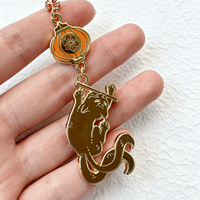 Badge en émail dur plaqué or personnalisé de qualité supérieure, design chat mignon, épingles de revers en métal avec chaînes
