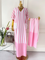 Robe Abaya Kaftan rayée à col en V pour femmes avec poches en dentelle, coupe ample, robe longue musulmane, écharpe assortie, ensemble 2 pièces