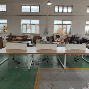 Muebles de oficinas corporativos simples modernos Estación de trabajo de mesa de oficina de estación de 4 personas con partición - Product Image 6
