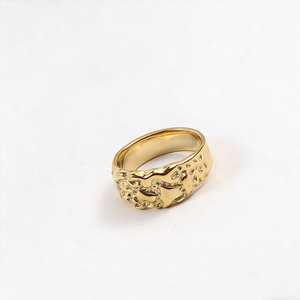 Anillos Resistentes al Deslustre e Impermeables de Buena Calidad, Anillos de Acero Inoxidable 316L Chapados en Oro PVD de 14k y 18k, Anillos Nugget para Mujer - Product Image 3