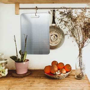 เขียงสแตนเลสหนาสองด้านพร้อมพื้นผิวป้องกันเชื้อราและแบคทีเรียสำหรับการม้วนและสับผัก - Product Image 5