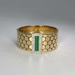 กำไลข้อมือแฟชั่น สแตนเลสสตีล 316L ชุบทอง PVD ประดับคริสตัลสีเขียว - Product Image 1