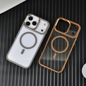 Bestseller: Kristallklare, Stoßfeste und Robuste Transparente Magnethülle mit TPU-Bumper und PC-Rückseite für iPhone 17 Pro Max - Product Image 4