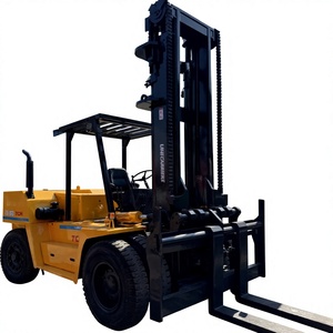 Montacargas Diésel Komatsu TCM FD70 FD120 FD160, Modelo con Mástil de Tres Etapas, Neumáticos para Uso en Exteriores, Operación con Asiento, Usado, 1220x125x50 - Product Image 1