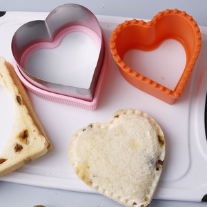 <span class=keywords><strong>Emporte</strong></span>-pièces en métal pour la pâtisserie, outils de cuisine, <span class=keywords><strong>emporte</strong></span>-pièces en forme de cœur, machine à crêpes, <span class=keywords><strong>emporte</strong></span>-pièces et scelleur de sandwichs DIY pour enfants - Product Image 4