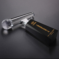 Design Microphone Chant Musique Trophée Cristal Plaque Personnalisée En Gros pour Concours De Chant Prix MH-N168
