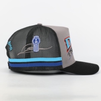Gorra personalizable unisex de 5 paneles para conductor de camión bordado plano ala curva raya lateral Logo malla para deportes viajes al aire libre impresión