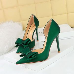 Mode européenne et américaine Sexy Nightclub Talon mince Chaussures pour femmes <span class=keywords><strong>Bouche</strong></span> peu profonde Pointu Talons hauts pour femmes - Product Image 5