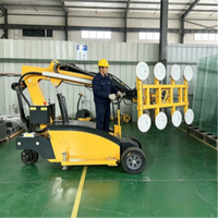 Robot de vitrage sur roues à batterie avec système de levage de verre par aspiration stable pour l'ingénierie des fenêtres