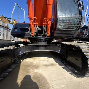 Excavatrice Hitachi ZX350 35T Modèle 2024, faible nombre d'heures, moteur et pompe hydraulique 257 kW, pour projets d'irrigation de barrages en Afrique de l'Ouest et au Pakistan - Product Image 3