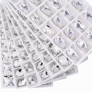 Strass à coudre OLeeya Premium, technique à dos plat, cristaux à coudre pour robes de mariée et vêtements de soirée - Product Image 2