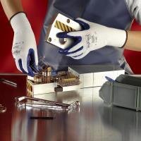 Guantes de Seguridad INDUSTRIAL STARTER HyFlex NBR II, Protección Premium de Nitrilo, Cómodos y Duraderos, Producto Cat - Product Image 1