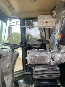 Rodillo Vibratorio Usado CATERPILLAR CAT CS-683E 683E 683, Fabricado en Japón, Compactación Fuerte Original, Bajo Número de Horas, Mejor Precio, Venta Caliente CE - Product Image 6