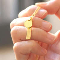 Acier inoxydable plaqué or 18K gravure personnalisée nom disque longue barre blancs plaque signalétique pendentif bijoux collier