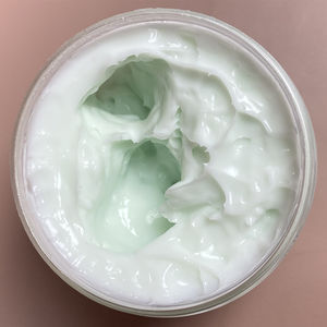 Vente en gros de produits de beauté pour <span class=keywords><strong>le</strong></span> corps Beurre de karité végétalien naturel bio Huile de noix de coco Beurres corporels nourrissants Crème de marque privée - Product Image 4