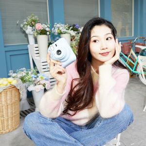 <span class=keywords><strong>Fujifilm</strong></span> <span class=keywords><strong>Instax</strong></span> <span class=keywords><strong>Mini</strong></span> 12 Cámara de película instantánea-Rosa Flor - Product Image 1