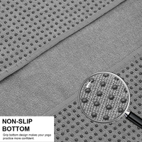 Serviette de Pilates en microfibre gris foncé absorbante et antidérapante, avec logo personnalisé, pour tapis de yoga chaud avec points de préhension – Vente en gros