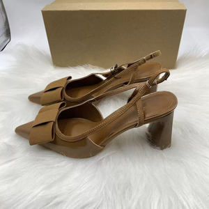 Sandales à talon carré à bout pointu avec nœud décoratif pour femmes – Confort et qualité pour l'été – Chaussures décontractées à talon pour dames - Product Image 5