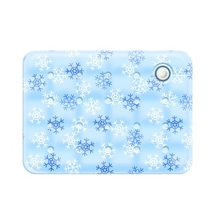 Tapis rafraîchissant pour <span class=keywords><strong>chien</strong></span> effet glace estivale, pliable et portable, pour le voyage, prêt à être expédié, accessoires pour animaux de compagnie, réduction sur les achats en gros - Product Image 2