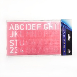 Plantillas de Plástico Transparentes Reutilizables y Lavables de 4 Tamaños, Color Rosa, para Dibujar en Diarios, con Formas de Números y Letras - Product Image 1