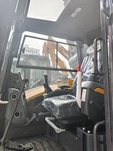 Offre Spéciale – Meilleur Prix – Approvisionnement Direct Usine – Mini-Excavatrice XE60GA 6 Tonnes Haute Performance – Zéro Balancement Arrière – Compacte, Puissante et Fiable - Product Image 6