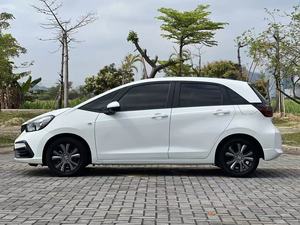 <span class=keywords><strong>Honda</strong></span> Fit Usado a Bajo <span class=keywords><strong>Precio</strong></span>, Modelo <span class=keywords><strong>2022</strong></span>, 1.5L CVT, Edición Enjoy, Techo Solar, R15, Tapicería de Tela, 5 Puertas, 5 Asientos, Volante a la Izquierda, para Desplazamientos Diarios y Caminos Difíciles - Product Image 6