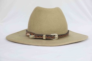 Bandas de sombrero con cuentas multicolores de calidad superior adecuadas para sombreros occidentales Fedoras que ofrecen un accesorio único y llamativo - Product Image 3