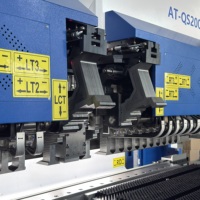 Plieuse de tôle entièrement automatique de 3200 mm, changement d'outil et plieuse de panneaux pour la fabrication de portes en acier/d'ascenseurs