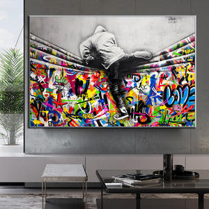 Affiches et impressions d'art mural Graffiti <span class=keywords><strong>de</strong></span> rue derrière le rideau pour la décoration du salon, tableaux d'art - Product Image 5