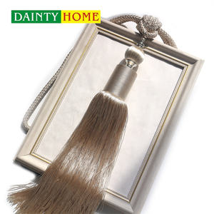 Design classique élégant suspendu boule rideau glands Offre Spéciale décoratif cravate arrière pour tringles à rideaux pistes et accessoires - Product Image 3