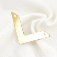 Connecteurs minimalistes en or véritable 14 carats, pendentifs plats en forme de V pour la fabrication de colliers et de bracelets permanents en DIY