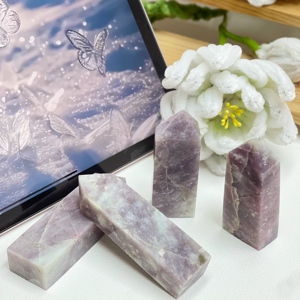 All'ingrosso <span class=keywords><strong>di</strong></span> alta qualità miglior prezzo naturale <span class=keywords><strong>pietra</strong></span> <span class=keywords><strong>di</strong></span> cristallo <span class=keywords><strong>di</strong></span> guarigione 6-14 cm fantasia unicorno torre per la decorazione - Product Image 2