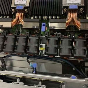 เซิร์ฟเวอร์แร็ค Extreme Core Density ThinkSystem SR645 V2 (1U) พร้อม Milan HPC Engine Dual EPYC 7513 (64 คอร์) 1TB PCIe 4.0 มีสินค้าในสต็อก - Product Image 6