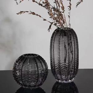 Custom European Modern Large Capacity Clear Glass Bud <strong>Vase</strong> for 2025 Christmas Wedding Party Bulk Decorative Glass &amp; <strong>Crystal</strong> <strong>Vase</strong> - Product Image 5