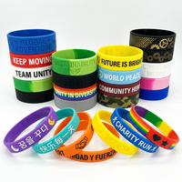 Bracelets en silicone personnalisés avec logo, cadeaux promotionnels de haute qualité, pas chers, décoratifs, souples