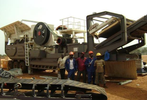 Trituradora de Mandíbulas Automática con Motor AC, PLC, Rodamientos y Engranajes, Alta Capacidad 15-650 TPH, Marca China ZLIN, Equipo para Canteras de Piedra - Product Image 3