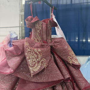ชุดเดรสงาน Quinceanera สีเบอร์กันดีสุดหรู Dy1331 ปักลายทองวิบวับ ผ้าทูลล์ทรงบอลกาวน์ แต่งโบว์ที่เอว สำหรับงานฉลองอายุ 15 ปี Jancember - Product Image 4