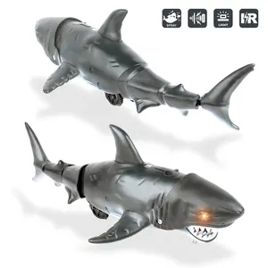 2024 unica tecnologia Gadget 2.4G di simulazione di controllo Radio Rc animali elettrico in plastica Spray squalo giocattolo per bambini