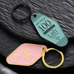 Fabrication porte-clés personnalisé personnalisé métal alliage de zinc chaud Vintage Style or noir plaqué émail Motel hôtel porte-clés - Product Image 5