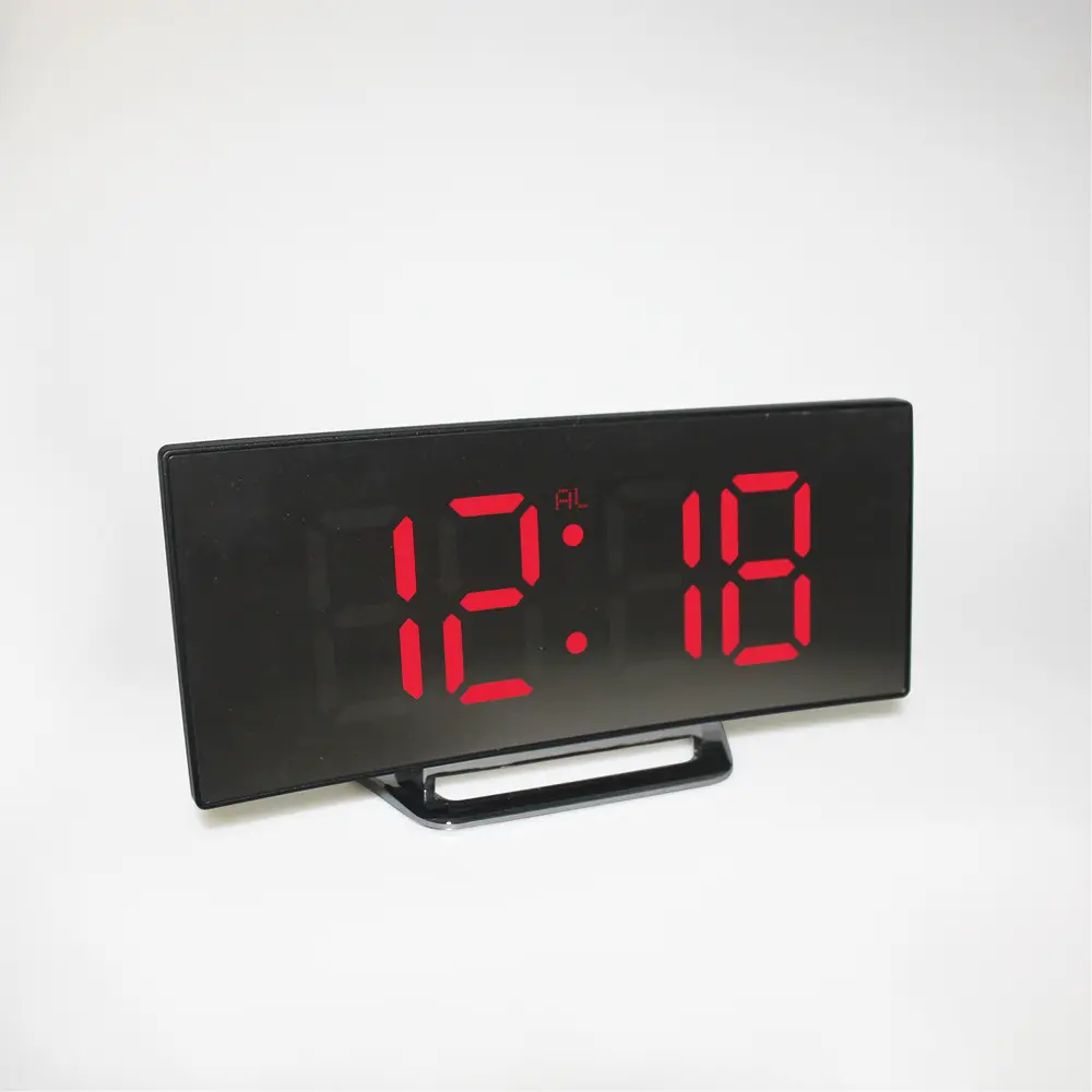Horloge électronique incurvée créative grand écran LED réveil silencieux produit intelligent
