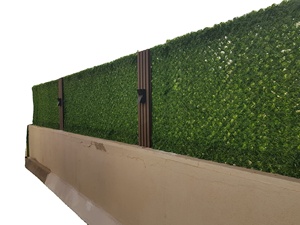 Paneles de valla de césped artificial europeo, fabricante para muros y usos de privacidad al aire libre con protección UV - Product Image 3