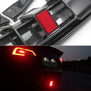 Lèvre de diffuseur arrière de pare-chocs de voiture de Style de fibre de carbone de haute qualité spécifiquement conçue avec la lumière LED pour <span class=keywords><strong>Tesla</strong></span> modèle 3 - Product Image 3