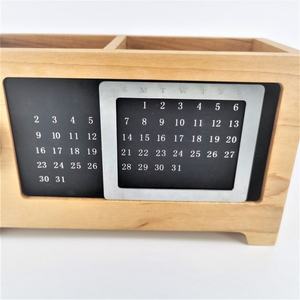 Organisateur de bureau rectangulaire en bois, porte-stylos et crayons pratique avec calendrier, boîte de rangement et ornements – Idéal comme cadeau - Product Image 6